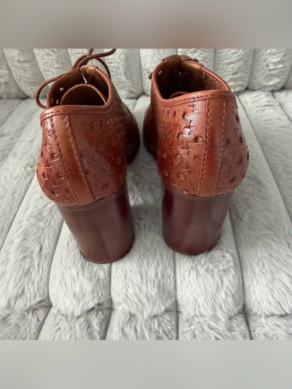 Patricia Nash brown leather Parma heeled lace-up oxfords